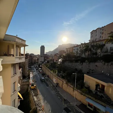 Alle Porte Di Monte-carlo דירה